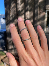 Load image into Gallery viewer, Rope Ring R0475