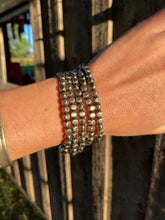 Load image into Gallery viewer, 4mm Box Pearl Bracelet C0395