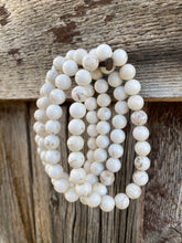 Load image into Gallery viewer, Magnesite GLOSSY Stretch Bracelet C0442