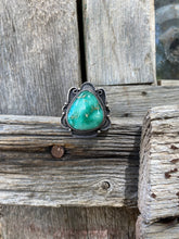 Load image into Gallery viewer, Vintage Ring Size 8