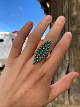 Load image into Gallery viewer, Vintage Ring Size 8