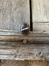 Load image into Gallery viewer, White Buffalo Ring Size 7 R0458