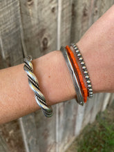 Load image into Gallery viewer, Mediterranean Coral Bracelet C0401
