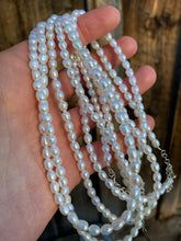 Load image into Gallery viewer, Pearl Necklace N0569