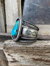 Load image into Gallery viewer, Royston Cuff C0360