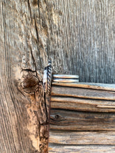 Load image into Gallery viewer, White Buffalo Ring R0413