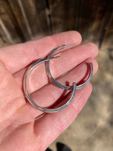 Load image into Gallery viewer, Sterling Silver Hoops E0285