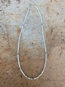 Mother of Pearl Necklace N0668