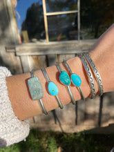 Load image into Gallery viewer, Fox Turquoise Cuff C0493