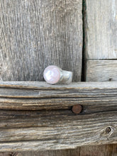 Load image into Gallery viewer, Pink Ring Size 6.5 R0340