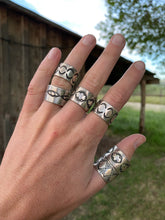 Load image into Gallery viewer, Stamped Ring R0429
