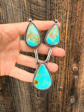 Load image into Gallery viewer, Kingman Turquoise Lariat Necklace N0704