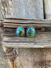 Load image into Gallery viewer, Turquoise Earrings E0238