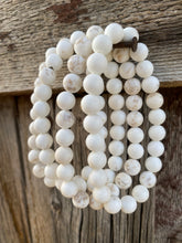 Load image into Gallery viewer, Magnesite Matte Stretchy Bracelet C0443