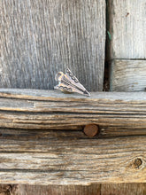 Load image into Gallery viewer, Arrow Head Pin