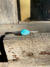 Load image into Gallery viewer, Fox Turquoise Cuff C0494
