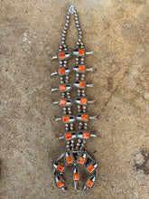 Load image into Gallery viewer, Vintage Orange Spiny Oyster Squash Blossom