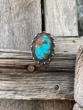 Load image into Gallery viewer, Vintage Ring Size 7.5