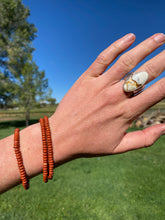 Load image into Gallery viewer, Pipestone Stretchy Bracelet C0490