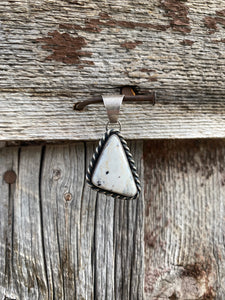 White Buffalo Pendant P0465