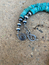 Load image into Gallery viewer, Turquoise Rondelle Necklace