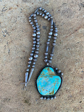 Load image into Gallery viewer, Vintage Necklace