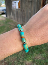 Load image into Gallery viewer, Turquoise Spiny Oyster Stretchy Bracelet C0399