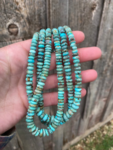 Graduated Turquoise Necklace N0648