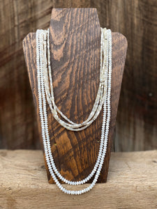 Mother of Pearl Necklace N0667