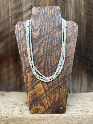 Mother of Pearl Necklace N0668
