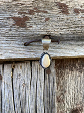 Load image into Gallery viewer, Elk Ivory Pendant P0681