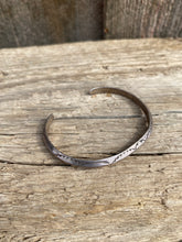 Load image into Gallery viewer, Vintage Silver Stacker Cuff C0435