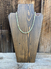 Load image into Gallery viewer, Green Turquoise Necklace N0763