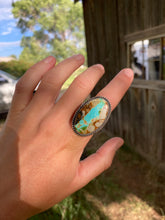 Load image into Gallery viewer, Royston Ribbon Ring Size 7.5 R0433