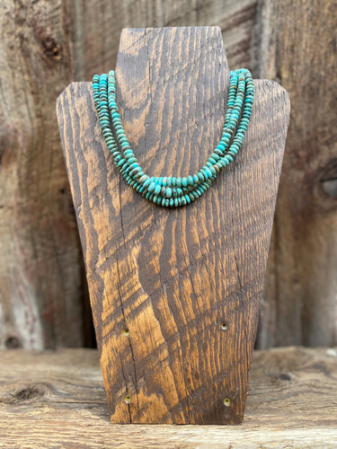 Graduated Turquoise Necklace