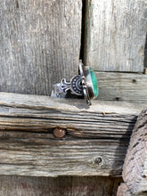 Load image into Gallery viewer, Vintage Ring Size 8