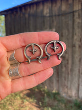 Load image into Gallery viewer, Naja Earrings E0237