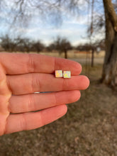 Load image into Gallery viewer, Opal Studs E0275