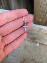 Load image into Gallery viewer, Turquoise Pendant Necklace N0781