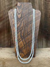 Load image into Gallery viewer, Mother of Pearl Necklace N0667
