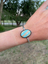Load image into Gallery viewer, Royston Ribbon Cuff R0461