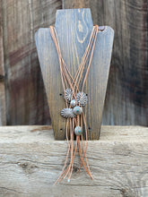 Load image into Gallery viewer, Vintage Button Bolo N0910