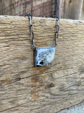 Load image into Gallery viewer, White Buffalo Bar Necklace N0629