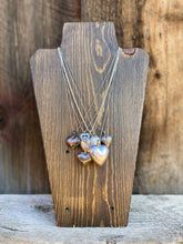 Load image into Gallery viewer, Vintage Heart Necklace N0779