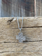 Load image into Gallery viewer, Cross Necklace N0736