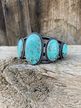 Load image into Gallery viewer, Glacier Turquoise Cuff C0441
