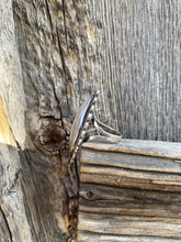 Load image into Gallery viewer, Abalone Vintage Ring R0363