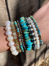 Load image into Gallery viewer, 10mm Pearl Strecth Bracelet C0227