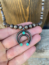 Load image into Gallery viewer, Vintage Naja Necklace N0881