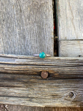 Load image into Gallery viewer, Dainty Turquoise Ring R0437